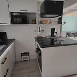 Hébergement de vacances 3 Chbres Vue Maison Avec Piscine Ds Proche Commodites Et Plages De Sable