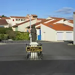 3 Chbres Vue Maison Avec Piscine Ds Proche Commodites Et Plages De Sable