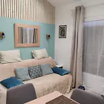 Hébergement de vacances 3 Chbres Vue Maison Avec Piscine Ds Proche Commodites Et Plages De Sable