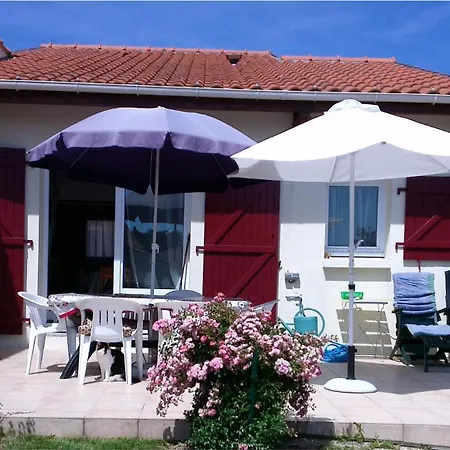 3 Chbres Vue Maison Avec Piscine Ds Proche Commodites Et Plages De Sable La Bernerie-en-Retz