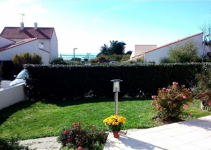 3 Chbres Vue Maison Avec Piscine Ds Proche Commodites Et Plages De Sable