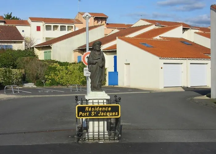 3 Chbres Vue Maison Avec Piscine Ds Proche Commodites Et Plages De Sable